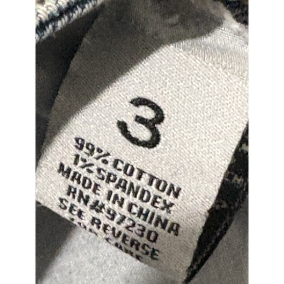 ALMOST FAMOUS WOMENS JEAN‎ SHORTS SIZE 3 MEDIUM WASH DENIM BUTTON FLY CUT OFF - Picture 7 of 12